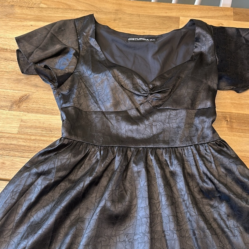 DISTURBIA dress - Picture 6 of 8
